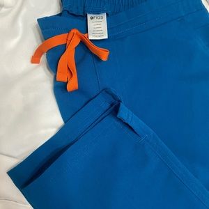 Figs Alps Blue Yola Scrub Bottoms, size (S)